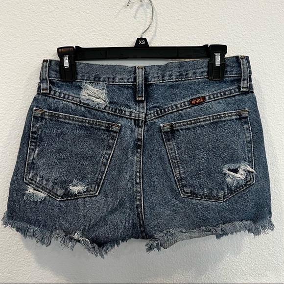 RUSTLER CUT OFF JEAN SHORTS - Picture 2 of 3